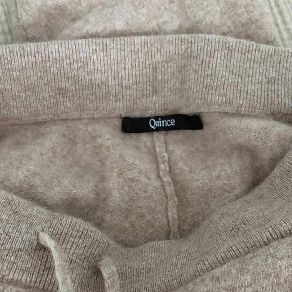 Quince Mongolian Cashmere Sweatpants - Picture 6 of 11